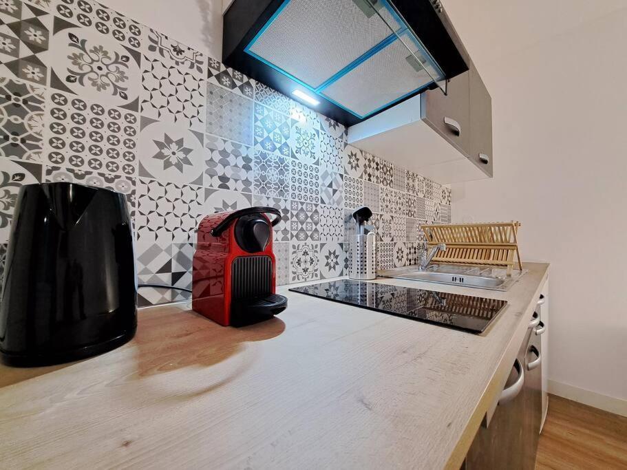 Verone, Charmant Studio Реймс Экстерьер фото